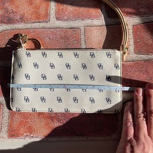 DOONEY AND BOURKE WRISTLET WALLET